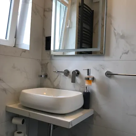 بيت ضيافة I Limonka Do Plazy 900m Stoczniowcow 13 غدينيا