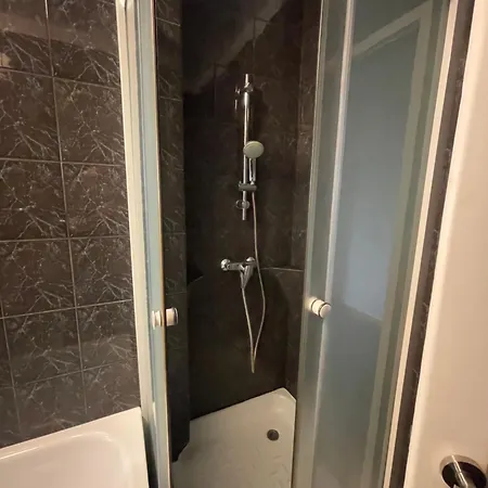 بيت ضيافة I Limonka Do Plazy 900m Stoczniowcow 13