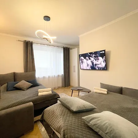 بيت ضيافة I Limonka Do Plazy 900m Stoczniowcow 13 غدينيا